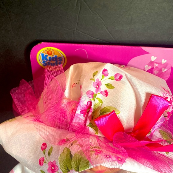 KIDS STUFF ISABELLA DOLL REALISTIC DOLL 20 INCH NEW - Picture 7 of 10